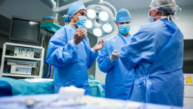 اعتداء على مديرة والحارسة العامة