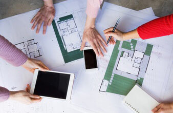 تقني متخصص في الهندسة الطبوغرافية